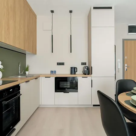 Apartmán Comfortable With Air Conditioning By Renters Prestige *