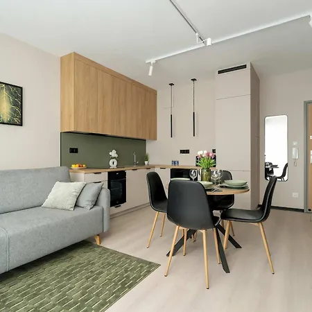 Comfortable With Air Conditioning By Renters Prestige * Poznan