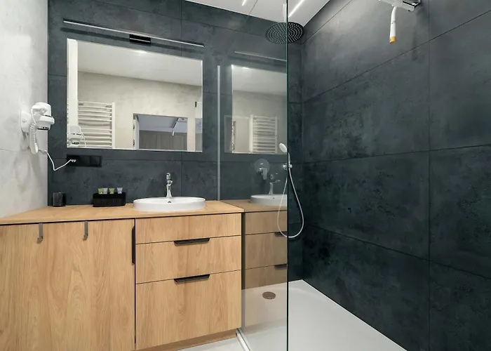 Comfortable With Air Conditioning By Renters Prestige Apartament